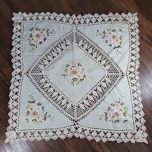 Vtg Victorian Cutwork style Floral lace and silk square tea tablecloth Cottage